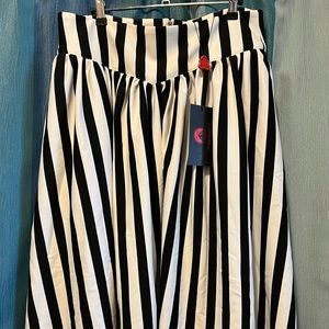 La Femme En Noir Katrina Sleepy Hollow Stripes Skirt XL BNWT